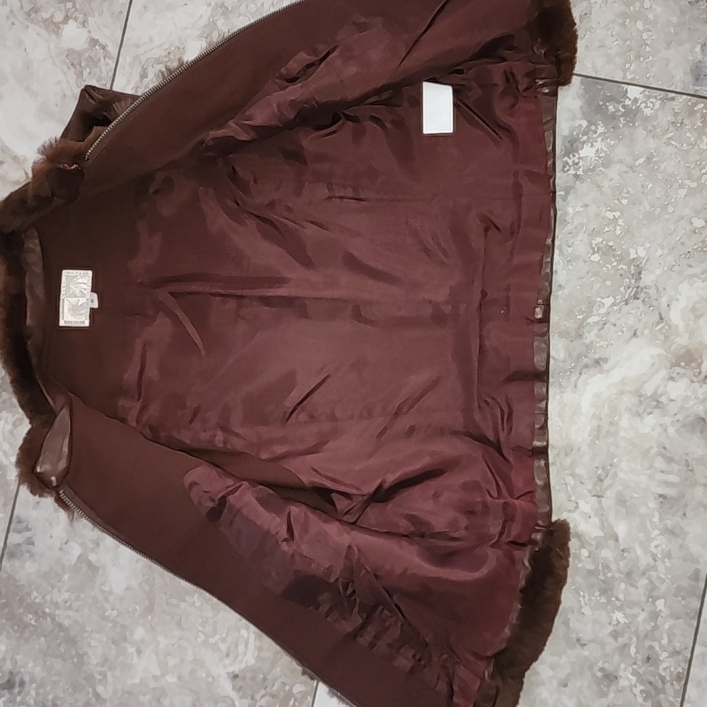 ALBERTO MAKALI EUC REAL LEATHER N REAL FUR ZIP FRONT LINED VEST SIZE 6 - Picture 3 of 7